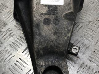 кронштейн двигателя BMW 5 серия E60/E61 2003, 3.0 л., M57N 306 D2, дизель, седан, 6761150