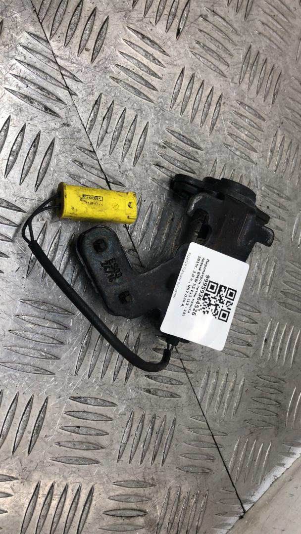 пиропатрон петли капота BMW X5 F15 2015, 3.0 л., N57 D30 A, дизель, АКПП, белый, полный привод, правый руль, 51237326019, 7326019 - фото №1