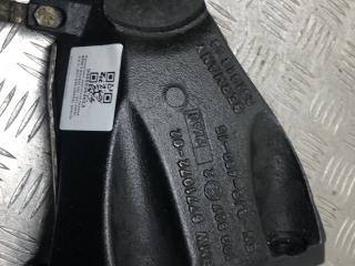 кронштейн двигателя BMW 5 серия E60/E61 2007, 3.0 л., M57 D30 (306D3), дизель, седан, 6771072