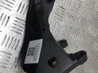 кронштейн двигателя BMW X5 E53 [рестайлинг] 2003, 4.4 л., N62 B44, бензин, внедорожник 5 дв., 6757708