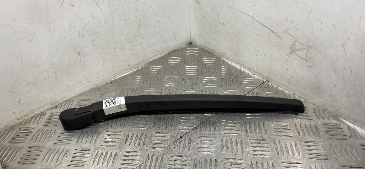 щеткодержатель задний BMW 5 серия E60/E61 E61 2005, 3.0 л., M57 D30 (306D2), дизель, АКПП, универсал, задний привод, правый руль, 61627066173 - фото №1