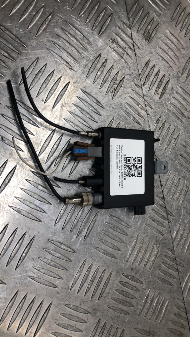 усилитель антенны BMW X5 E53 2002, 4.4 л., M62 B44 TU, бензин, АКПП, синий, внедорожник 5 дв., полный привод, правый руль, 65258377656, 8377656 - фото №1