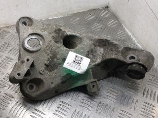 кронштейн двигателя BMW X5 F15 2015, 3.0 л., N57 D30 A, дизель, АКПП, белый, полный привод, правый руль, 22116859785, 6859785