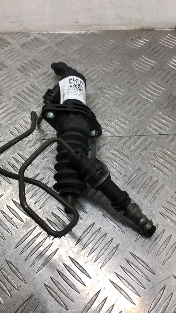 цилиндр сцепления рабочий BMW 3 серия E90/E91/E92/E93 2007, 3.0 л., N54 B30 A, бензин, седан, 6785964 - фото №1