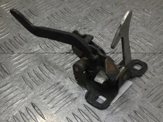 захватный крюк капота BMW 7 серия E38 [рестайлинг] 2001, седан, 8232129