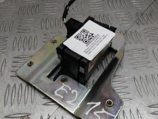 датчик ускорения BMW 3 серия E90/E91/E92/E93 [рестайлинг] E91 2008, 3.5 л., M57D30 (306D5), дизель, АКПП, sonderlackierung (490), универсал, задний привод, правый руль, 34526762769, 6762769