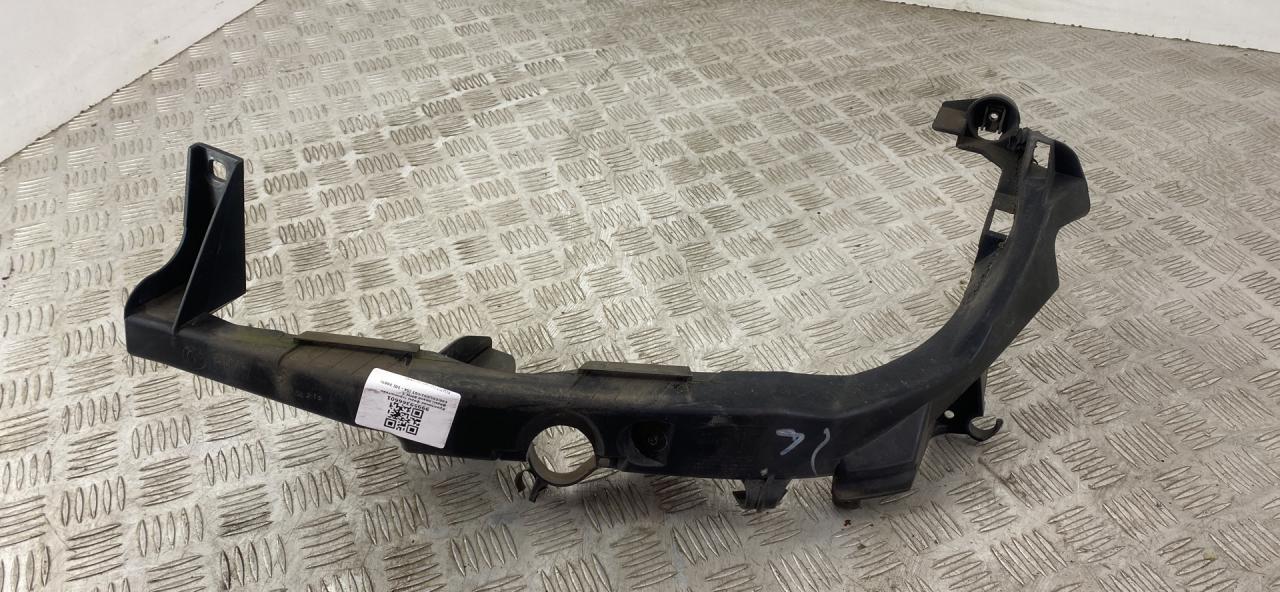 крепление фары левой BMW 3 серия E90/E91/E92/E93 E90 2007, 3.0 л., M57 D30 (306D3), дизель, МКПП, седан, задний привод, правый руль, 51647116707, 7116707 - фото №1