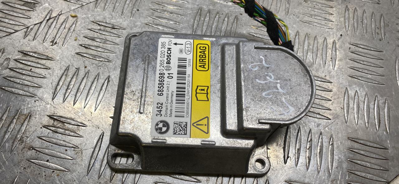 блок AirBag BMW 3 серия F30/F31/F34 F31 2014, 3.0 л., N57 D30 A, дизель, АКПП, универсал, задний привод, правый руль, 34526858698, 6858698 - фото №1