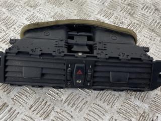 дефлектор обдува салона BMW 5 серия E60/E61 [рестайлинг] E61 2009, 2.0 л., N47 D20 A, дизель, МКПП, универсал, задний привод, правый руль, 64229112206