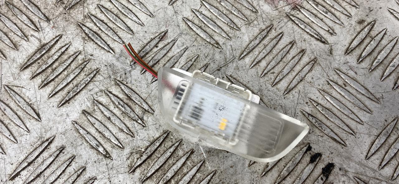 плафон багажника BMW 3 серия F30/F31/F34 F31 2014, 3.0 л., N57 D30 A, дизель, АКПП, универсал, задний привод, правый руль, 61319219493, 9219493 - фото №1