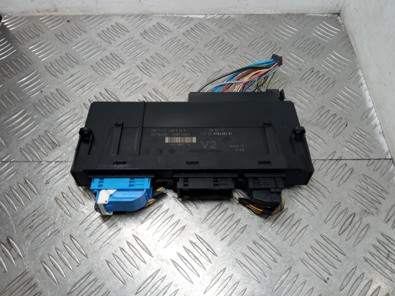 блок комфорта BMW 5 серия F07/F10/F11 2012, 2.0 л., N47 D20 C, дизель, АКПП, sophistogra brillanteffekt(b90), седан, задний привод, правый руль, 61356992418, 9284282 - фото №1