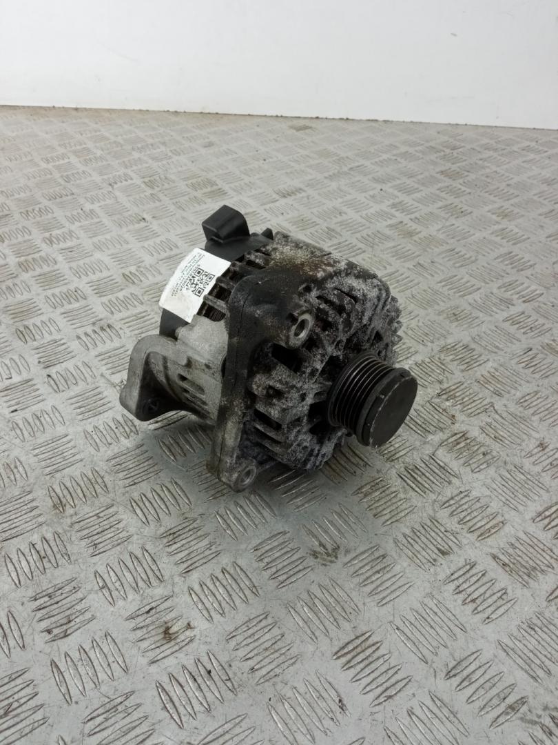 генератор BMW 5 серия F07/F10/F11 2012, 2.0 л., N47 D20 C, дизель, АКПП, sophistogra brillanteffekt(b90), седан, задний привод, правый руль, 12318507625, 12318509024, 12318579420, 8507625, 8509024, 8579420 - фото №1