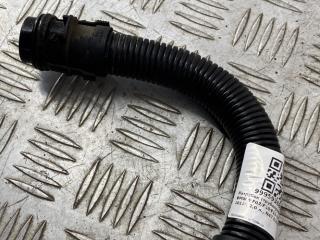 патрубок (трубопровод, шланг) BMW 5 серия F07/F10/F11 2012, 2.0 л., N47 D20 C, дизель, АКПП, sophistogra brillanteffekt(b90), седан, задний привод, правый руль, 13717810772