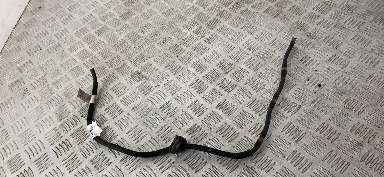 трубка обратки форсунок BMW 5 серия F07/F10/F11 2012, 2.0 л., N47 D20 C, дизель, АКПП, sophistogra brillanteffekt(b90), седан, задний привод, правый руль, 13537823408, 7823408 - фото №1