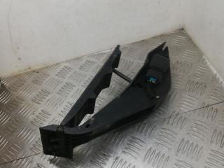 педаль газа