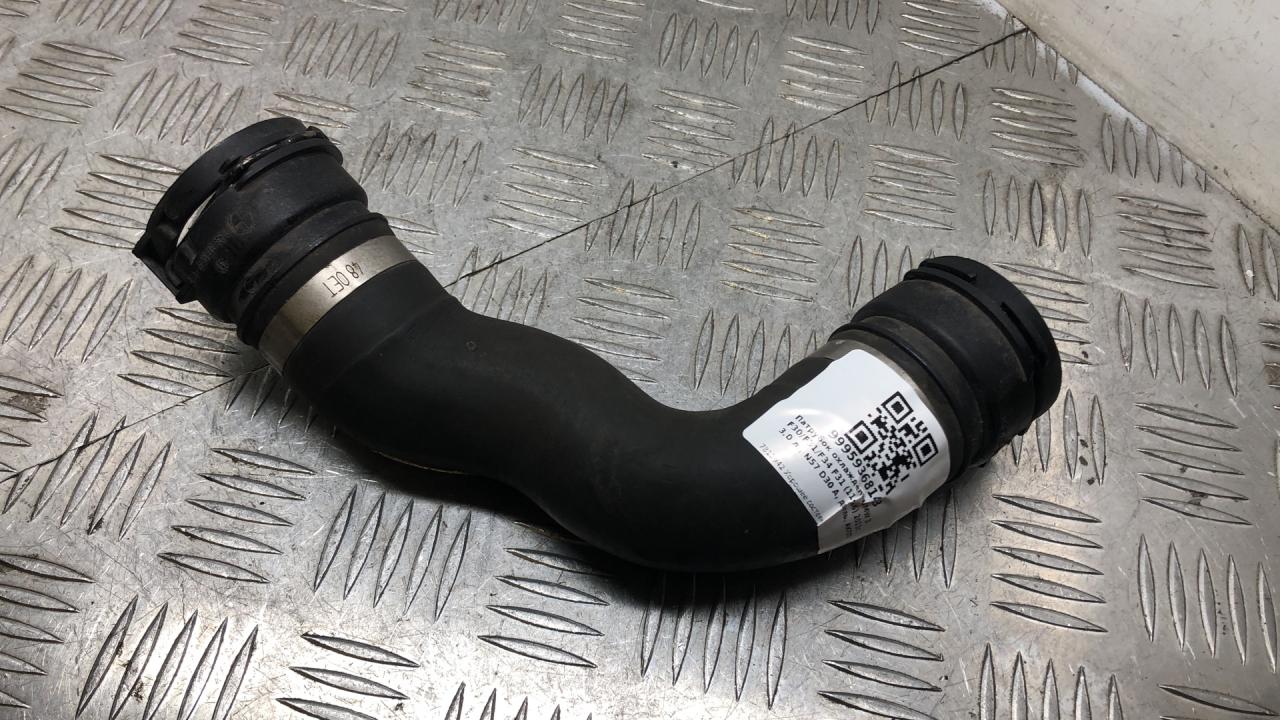патрубок радиатора BMW 3 серия F30/F31/F34 F31 2014, 3.0 л., N57 D30 A, дизель, АКПП, универсал, задний привод, правый руль, 17127812942, 7812942 - фото №1