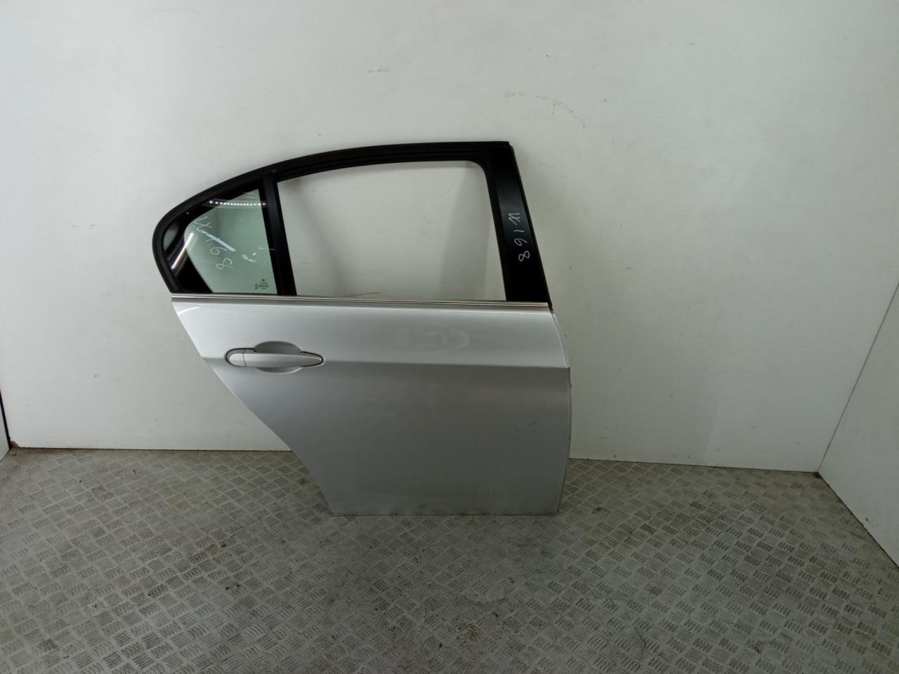 дверь задняя правая BMW 3 серия E90/E91/E92/E93 E90 2007, 3.0 л., M57 D30 (306D3), дизель, АКПП, titan-silber (354), седан, задний привод, правый руль, 41007203648 - фото №1