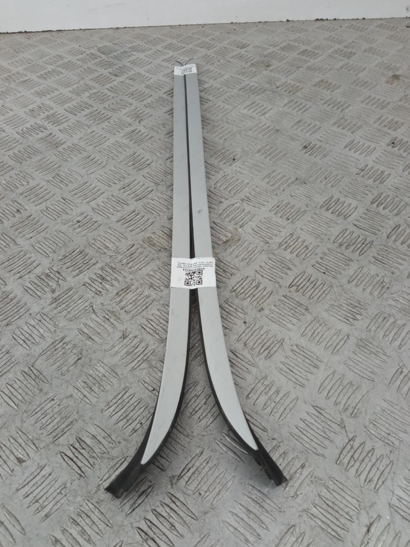 молдинг лобового стекла BMW 3 серия E90/E91/E92/E93 E90 2007, 3.0 л., M57 D30 (306D3), дизель, АКПП, titan-silber (354), седан, задний привод, правый руль, 51137184001, 51137184002 - фото №1