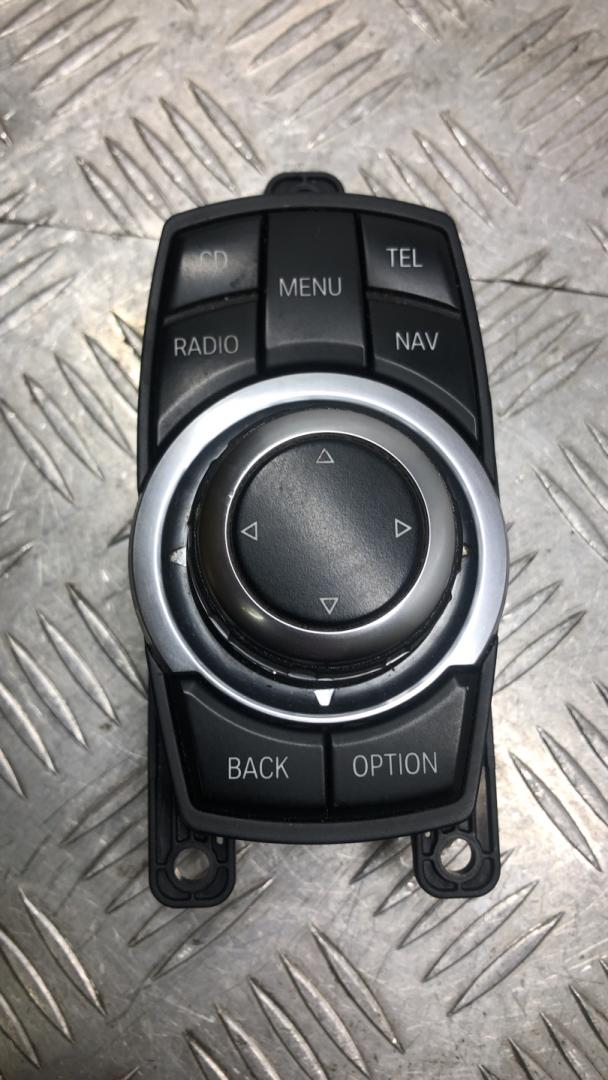 джойстик управления мультимедиа BMW 5 серия F07/F10/F11 2012, 2.0 л., N47 D20 C, дизель, АКПП, sophistogra brillanteffekt(b90), седан, задний привод, правый руль, 61319253944, 9253944 - фото №1