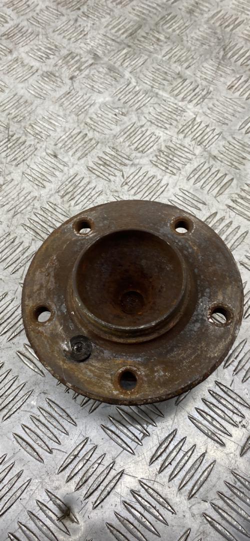 ступица передняя BMW 3 серия E90/E91/E92/E93 E90 2007, 3.0 л., M57 D30 (306D3), дизель, АКПП, titan-silber (354), седан, задний привод, правый руль, 31216765157, 6765157 - фото №1