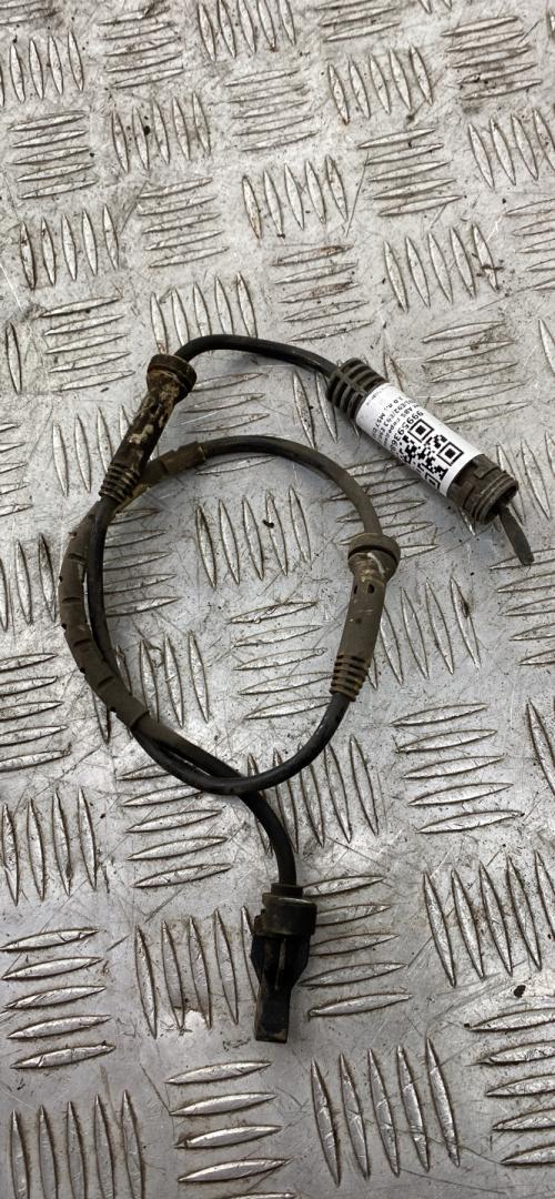 датчик ABS BMW 3 серия E90/E91/E92/E93 E90 2007, 3.0 л., M57 D30 (306D3), дизель, МКПП, седан, задний привод, правый руль, 34526870075 - фото №1