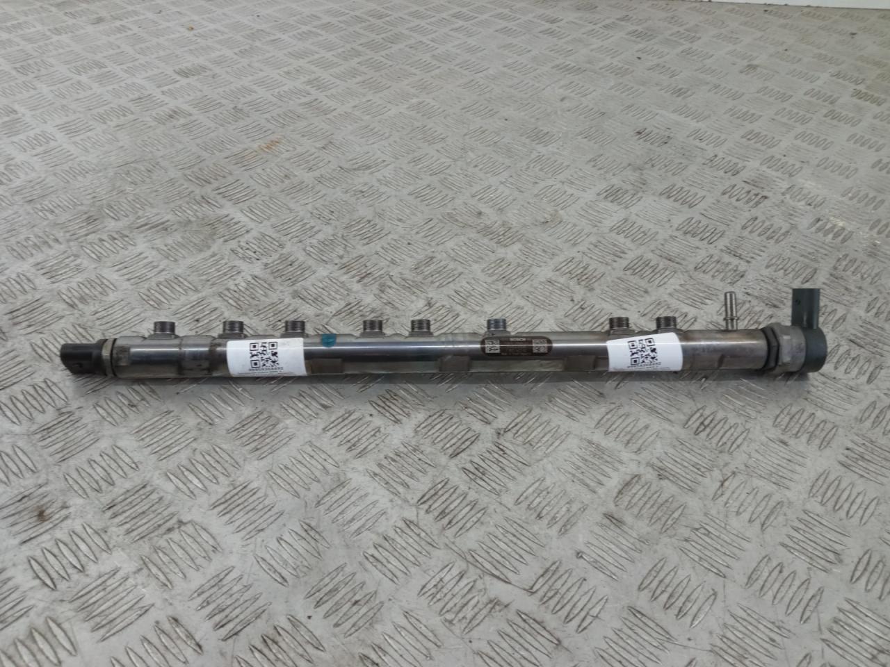 топливная рампа BMW 3 серия F30/F31/F34 F31 2014, 3.0 л., N57 D30 A, дизель, АКПП, универсал, задний привод, правый руль, 13537805423, 0445216036, 7805423 - фото №1