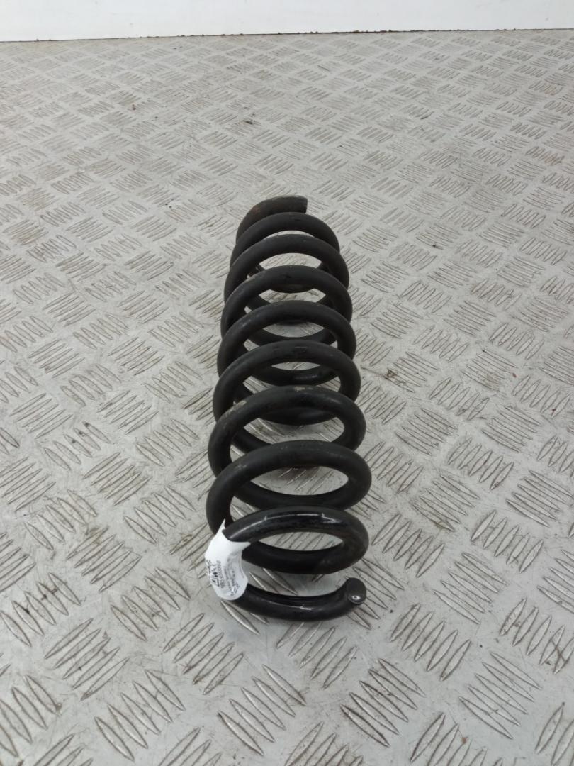 пружина задняя BMW 3 серия E90/E91/E92/E93 E92 2007, 2.0 л., N47 D20 A, дизель, АКПП, купе, 33536767343 - фото №1