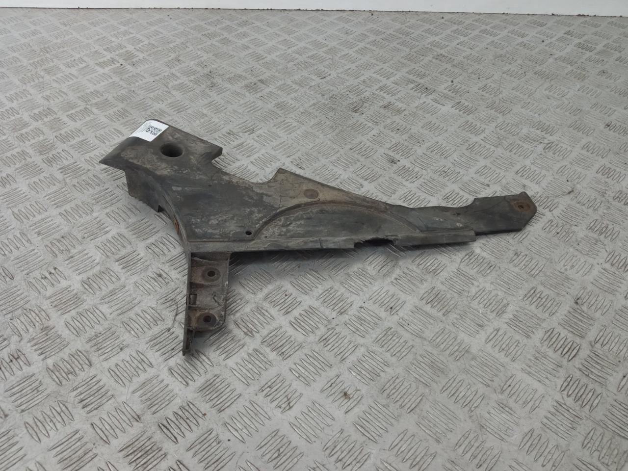 защита днища BMW 5 серия F07/F10/F11 2011, 2.0 л., N47 D20 C, дизель, МКПП, седан, задний привод, правый руль, 51757186721, 7186721 - фото №1