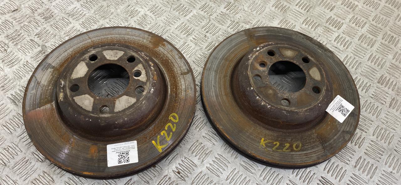 диск тормозной передний BMW 5 серия F07/F10/F11 2011, 2.0 л., N47 D20 C, дизель, МКПП, седан, задний привод, правый руль, 34116794429 - фото №1