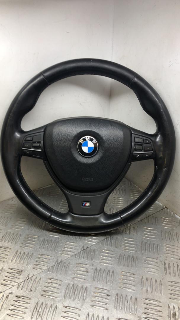 руль BMW 5 серия F07/F10/F11 2011, 2.0 л., N47 D20 C, дизель, МКПП, седан, задний привод, правый руль, 32337842807 - фото №1