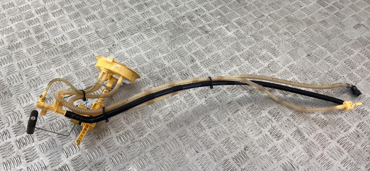 датчик уровня топлива BMW 3 серия E90/E91/E92/E93 E92 2007, 2.0 л., N47 D20 A, дизель, АКПП, купе, 16117159160 - фото №1