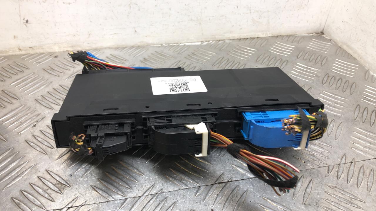 блок комфорта BMW 5 серия F07/F10/F11 2011, 2.0 л., N47 D20 C, дизель, МКПП, седан, задний привод, правый руль, 61356992418, 9244392 - фото №1