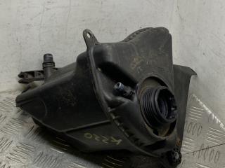 бачок расширительный BMW 5 серия F07/F10/F11 2011, 2.0 л., N47 D20 C, дизель, МКПП, седан, задний привод, правый руль, 17137601949