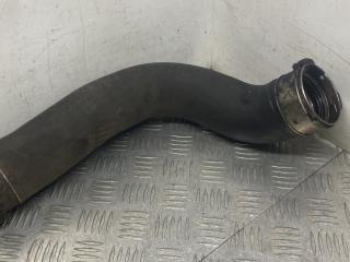 патрубок интеркулера BMW 5 серия F07/F10/F11 2011, 2.0 л., N47 D20 C, дизель, МКПП, седан, задний привод, правый руль, 7810615, 11617810615