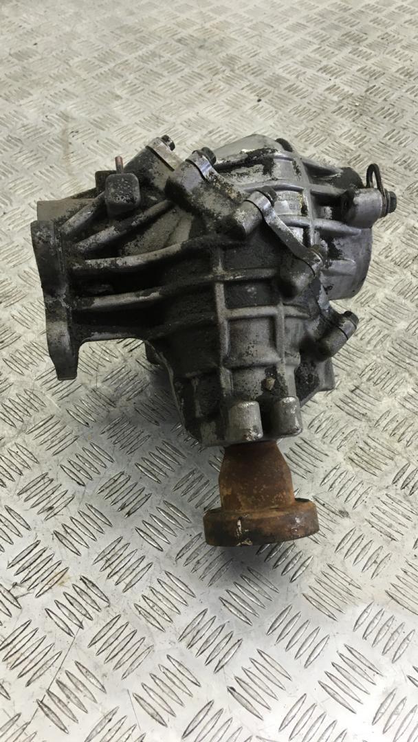 редуктор переднего моста Volvo XC90 1 поколение C_79 2004, 2.4 л., D 5244 T, дизель, АКПП, полный привод, правый руль - фото №1