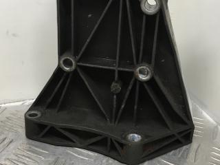 кронштейн компрессора кондиционера BMW 5 серия E60/E61 [рестайлинг] 2009, 3.0 л., M57N2 306 D3, дизель, 7792202