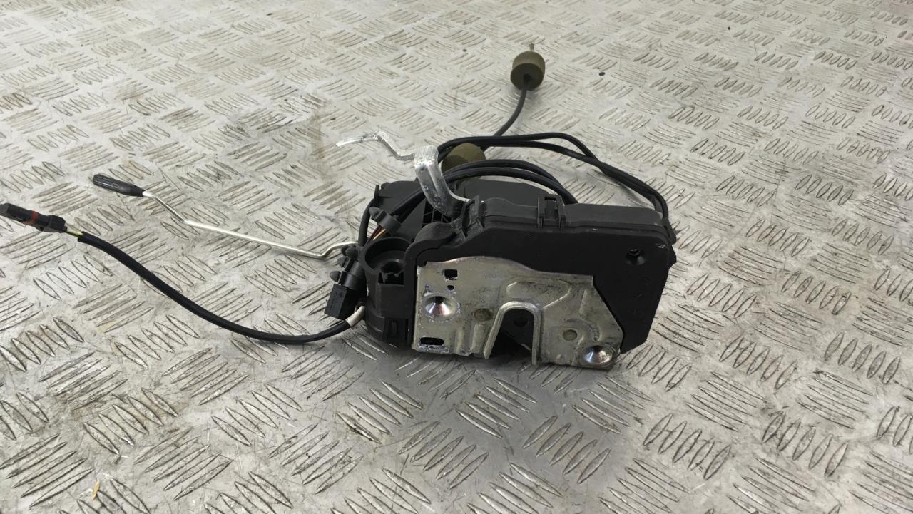 замок двери передней правой Mercedes-Benz CLS-Класс C219 W219 2007, 3.2 л., дизель, АКПП, седан, задний привод, правый руль - фото №1