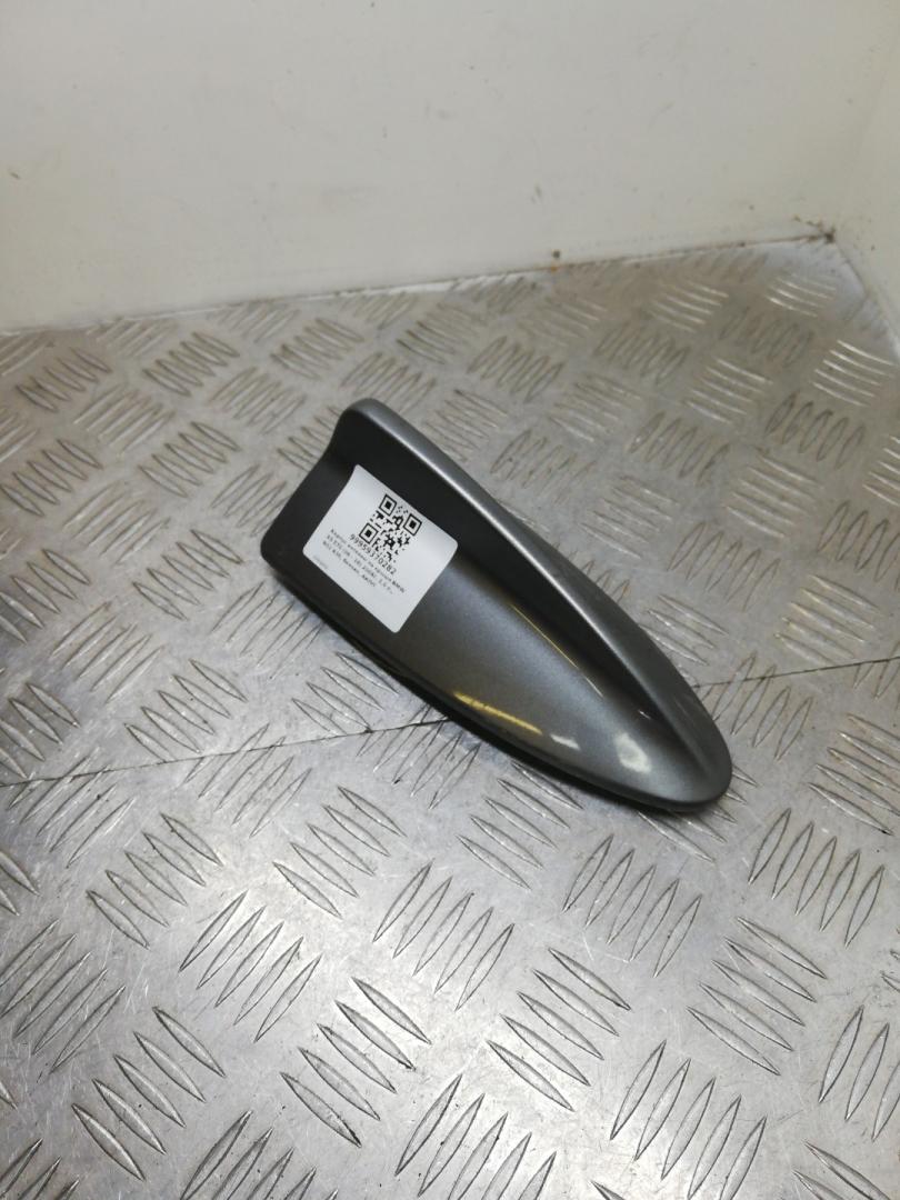 корпус антенны на крыше BMW X5 E70 2008, 3.0 л., N52 B30, бензин, АКПП, spacegrau metallic (a52), внедорожник 5 дв., полный привод, 65209125663, 6982662 - фото №1