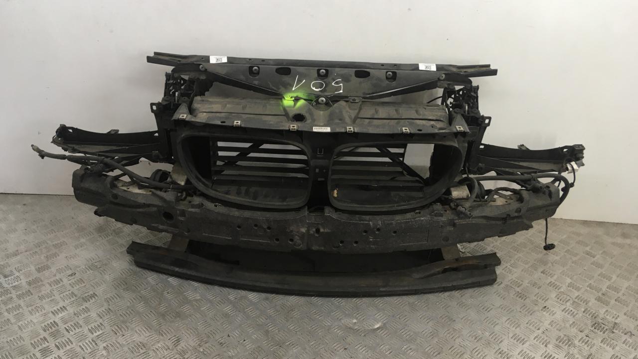 передняя панель крепления облицовки (телевизор) BMW 7 серия F01/F02 2011, 4.4 л., N63 B44 A, бензин - фото №1