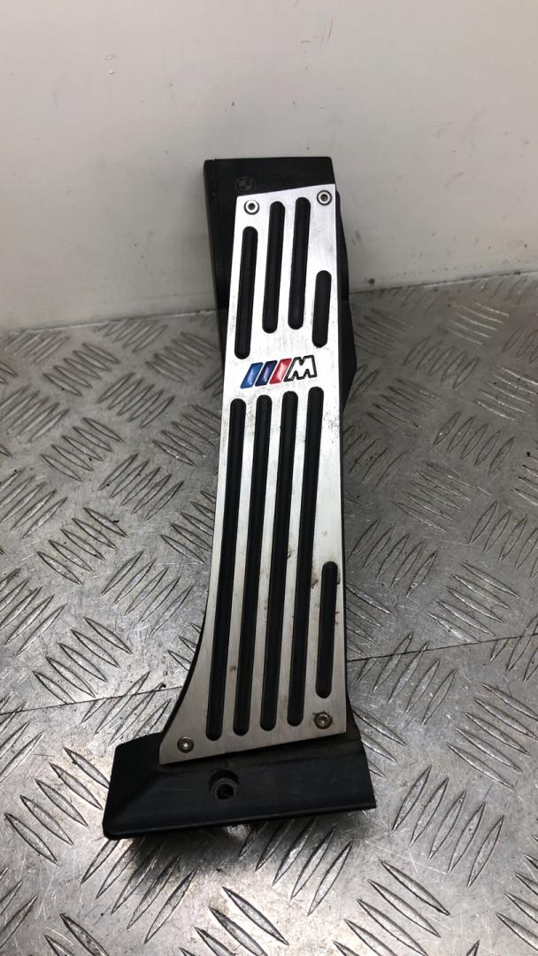 педаль BMW 3 серия E90/E91/E92/E93 E90 2007, 3.0 л., M57 D30 (306D3), дизель, АКПП, седан, 6772645 - фото №1