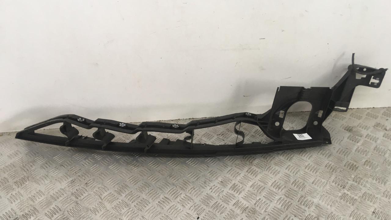 крепление ( кронштейн ) крыла BMW X5 E70 2008, 3.0 л., N52 B30, бензин, АКПП, spacegrau metallic (a52), внедорожник 5 дв., полный привод, 51657157989, 7157989 - фото №1