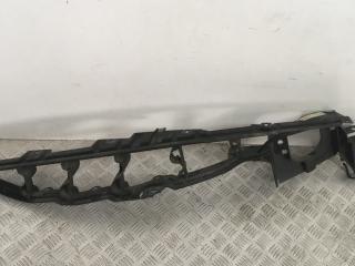 крепление ( кронштейн ) крыла BMW X5 E70 2008, 3.0 л., N52 B30, бензин, АКПП, spacegrau metallic (a52), внедорожник 5 дв., полный привод, 51657157990, 7157990