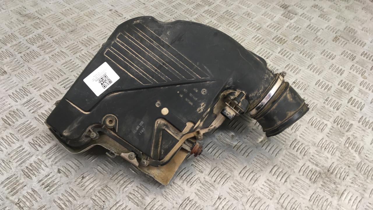 корпус воздушного фильтра BMW 5 серия F07/F10/F11 F10 2012, 4.4 л., N63 B44 A, бензин, АКПП, titansilber metallic (354), седан, задний привод, 13717577464, 7577464 - фото №1