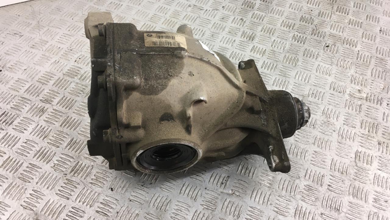 редуктор заднего моста BMW 5 серия F07/F10/F11 F10 2012, 4.4 л., N63 B44 A, бензин, АКПП, titansilber metallic (354), седан, задний привод, 33107577099, 7577099 - фото №1