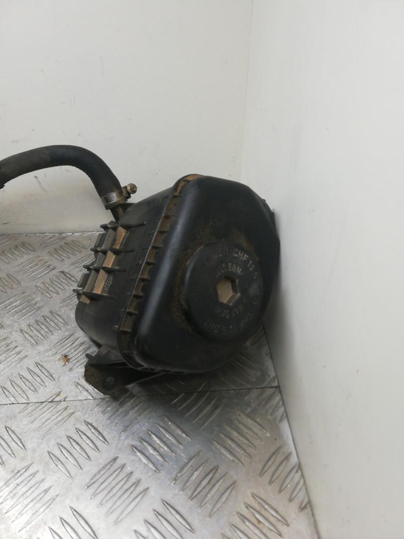 бачок гидроусилителя BMW 5 серия F07/F10/F11 F10 2012, 4.4 л., N63 B44 A, бензин, АКПП, titansilber metallic (354), седан, задний привод, 32416776240, 6776240 - фото №1