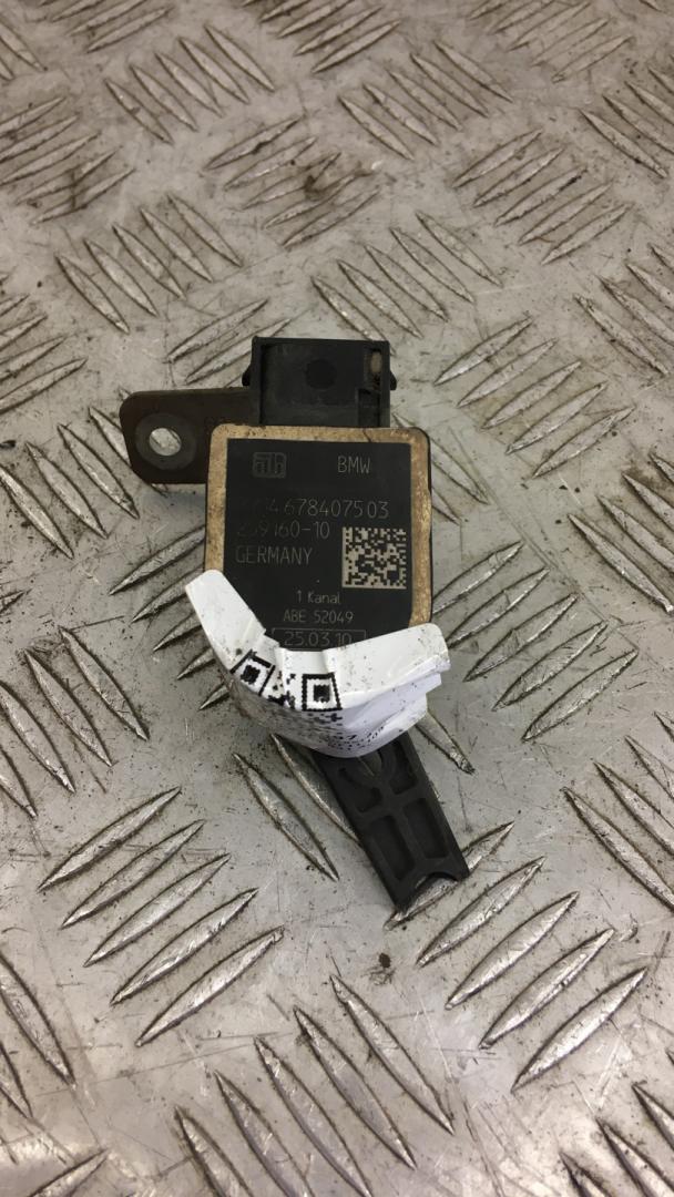 датчик дорожного просвета задний BMW 5 серия F07/F10/F11 F10 2012, 4.4 л., N63 B44 A, бензин, АКПП, titansilber metallic (354), седан, задний привод, 6784075, 37146784075 - фото №1