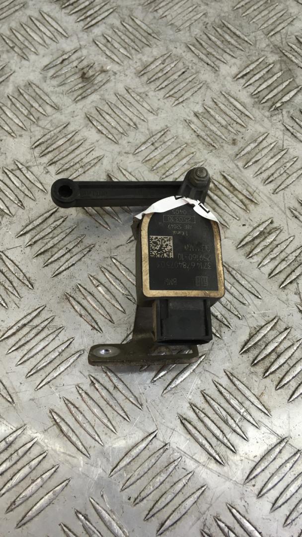 датчик дорожного просвета задний BMW 5 серия F07/F10/F11 F10 2012, 4.4 л., N63 B44 A, бензин, АКПП, titansilber metallic (354), седан, задний привод, 6784075, 37146784075 - фото №1