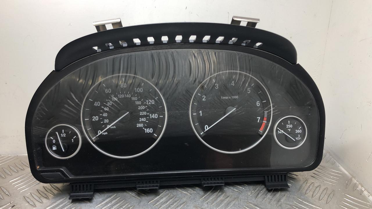 щиток приборов (приборная панель) BMW 5 серия F07/F10/F11 F10 2012, 4.4 л., N63 B44 A, бензин, АКПП, titansilber metallic (354), седан, задний привод, 62109358979, 9227612 - фото №1