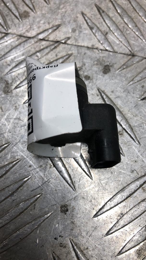 парктроник задний BMW 5 серия F07/F10/F11 F10 2012, 4.4 л., N63 B44 A, бензин, АКПП, titansilber metallic (354), седан, задний привод, 9173106, 66209233028 - фото №1