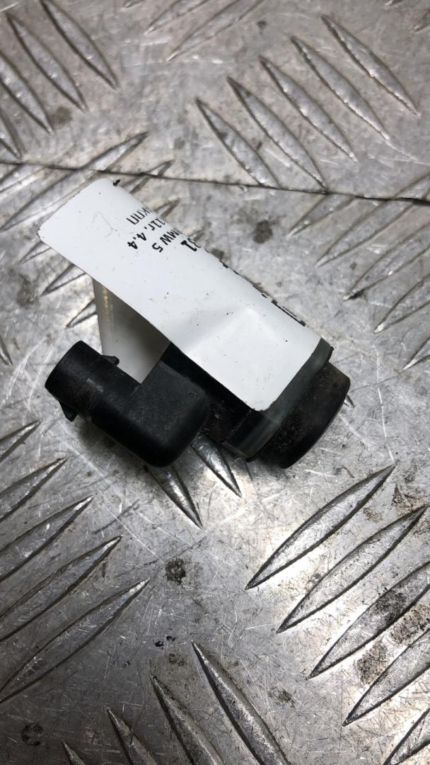 парктроник передний BMW 5 серия F07/F10/F11 F10 2012, 4.4 л., N63 B44 A, бензин, АКПП, titansilber metallic (354), седан, задний привод, 9173106, 66209233028 - фото №1